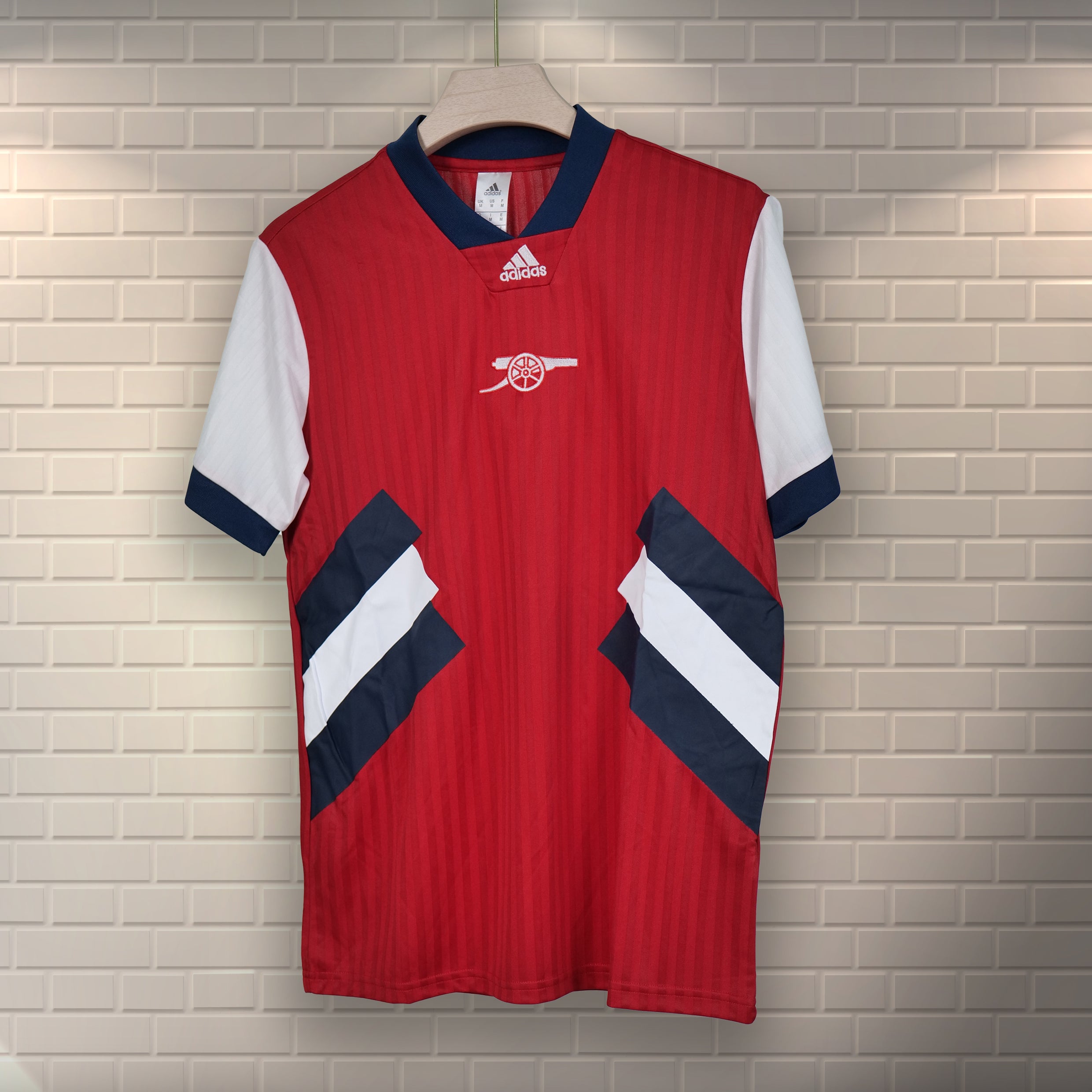 Arsenal Iconic Special edition Red  Fan Version Quality